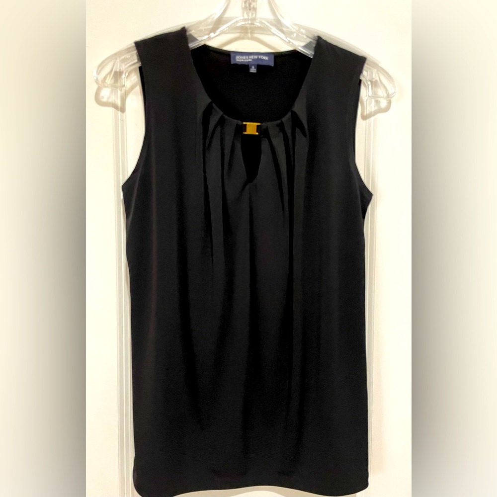 Jones New York Black sleeveless top small